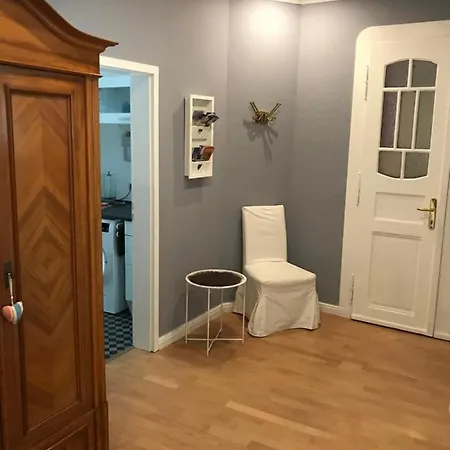 شقة Komfortwohnung Zentrum-nord *